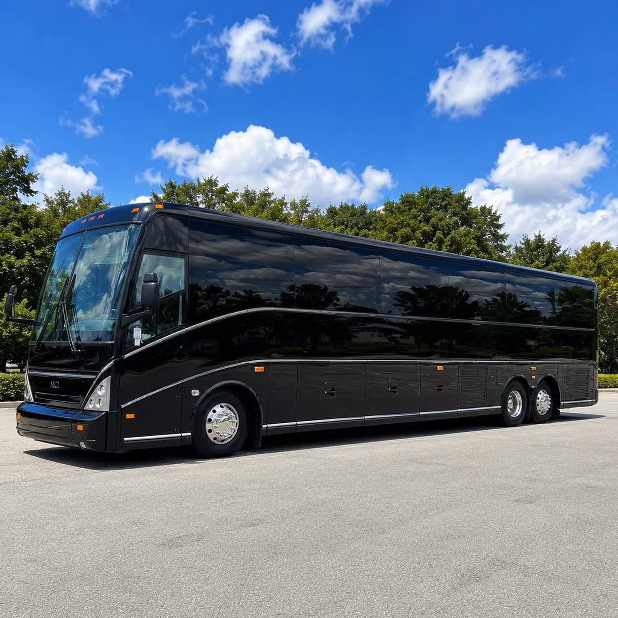 corporate event and employee shuttle bus rentals in bakersfield california